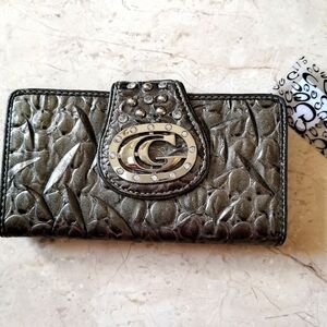 Nwt pewter metallic gray wallet vegan